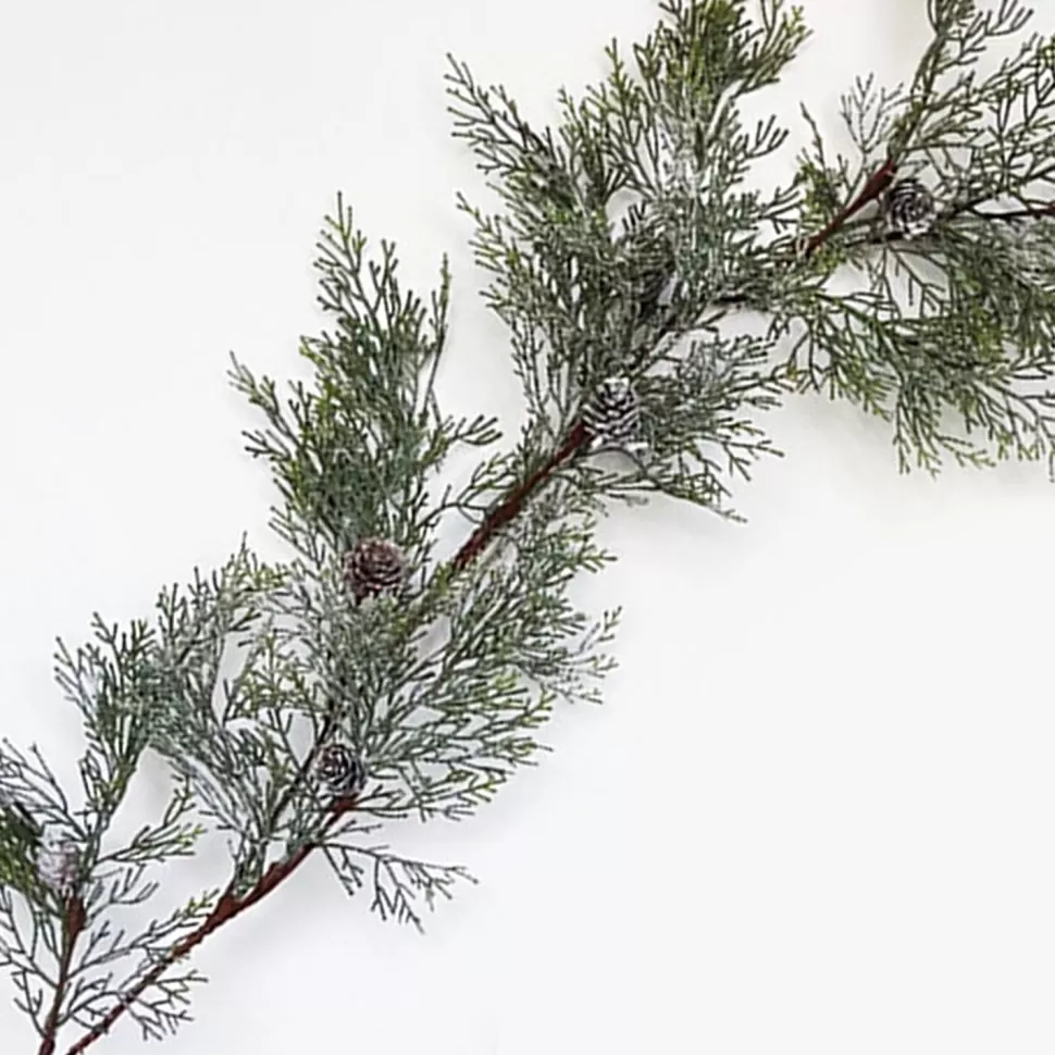 Christmas Forever GARLAND CEDAR 59″ FROSTED W/ MINI PINE CONES