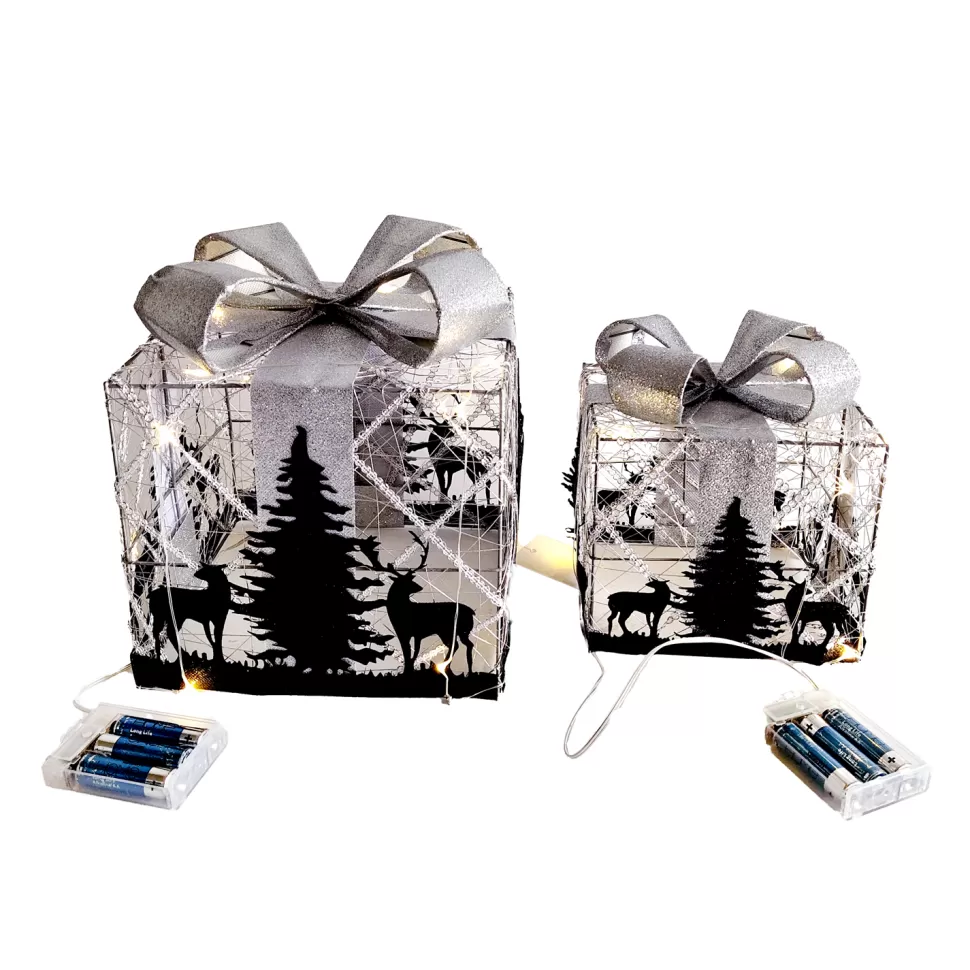 Christmas Forever GIFT BOX WIRE 6″/8″ WITH LED LIGHTS & DECORATION SET OF 2